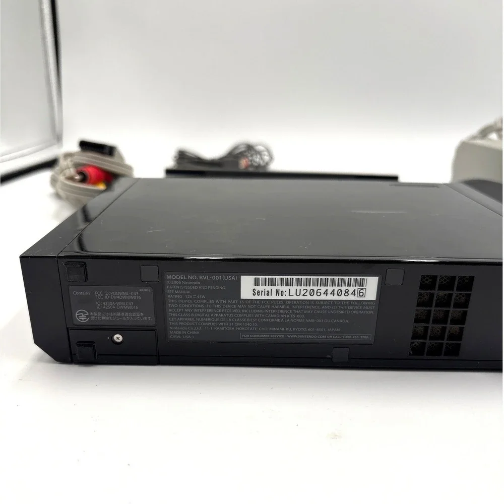 Nintendo Wii Black Console RVL-001 GameCube Compatible Bundle Untested
